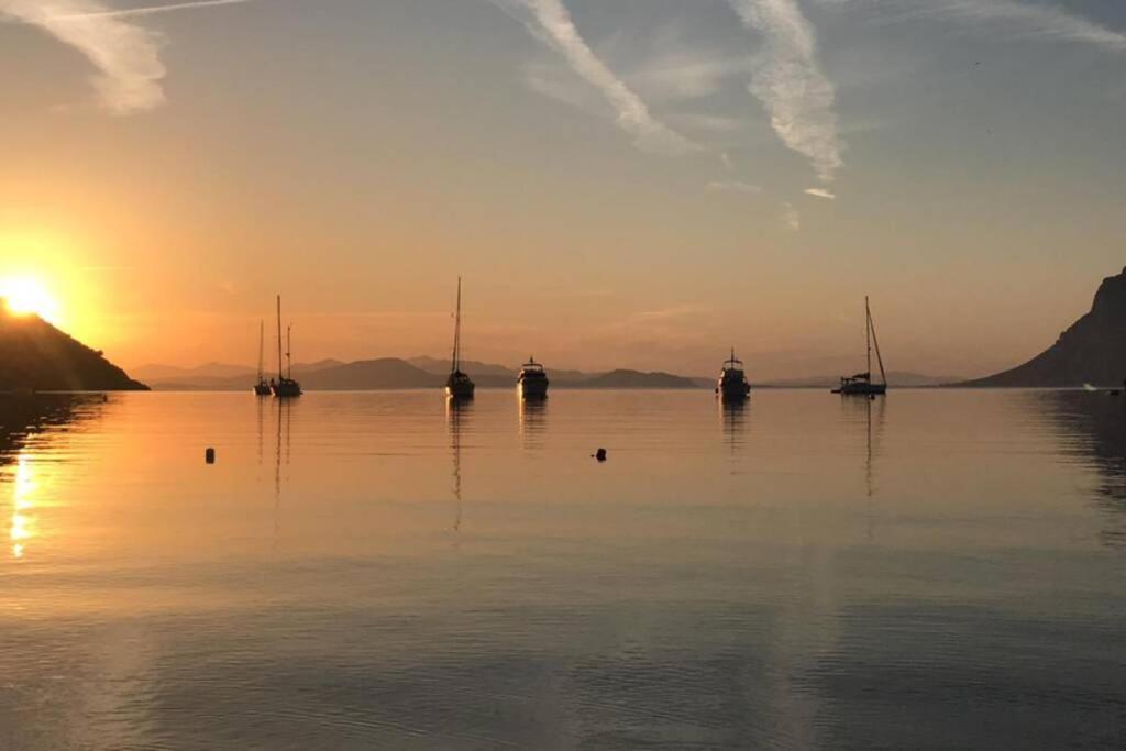 Villa Paola San Teodoro Con Piscina Privata Lu Lioni Εξωτερικό φωτογραφία